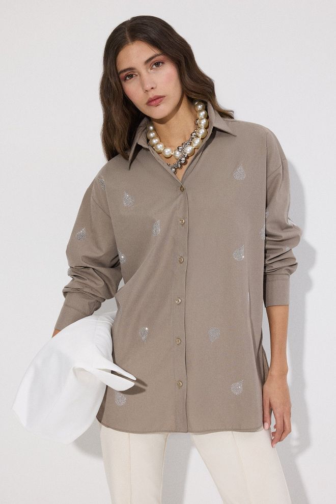 Touche Prive Elegant Beige Shirt With Notched Neck And Buttoned Closure Wholesale Clothing Work