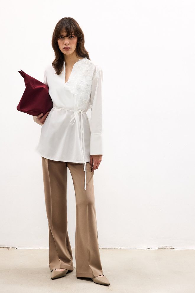 Touche Prive White Elegant Tie Closure V Neck Tunic Wholesale Clothing 1