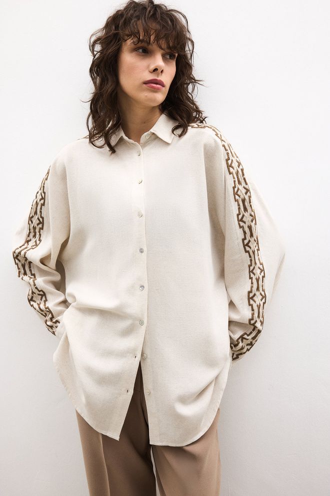 Touche Prive Beige Casual Elegant Shirt With Grandad Neck Wholesale Clothing Lounge