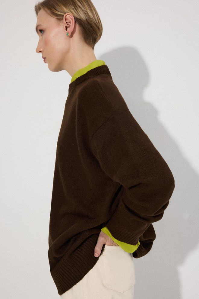 Touche Prive Brown Sweater With Oversized Fit And Crew Neck Wholesale Clothing Spring