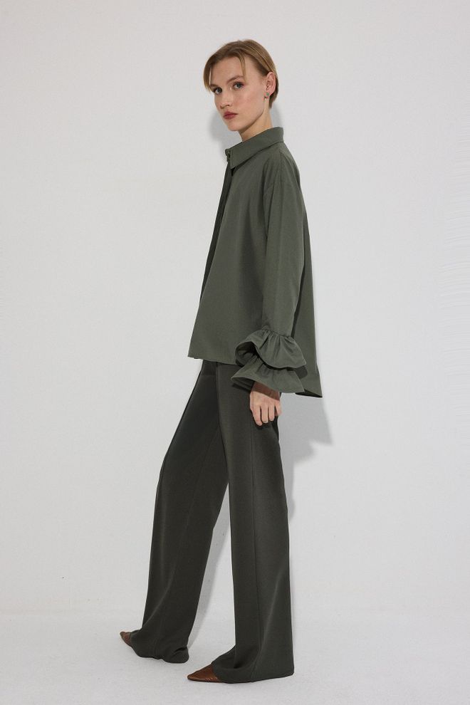 Touche Prive Green Elegant Shirt With Ruffle Sleeves Wholesale Clothing 1