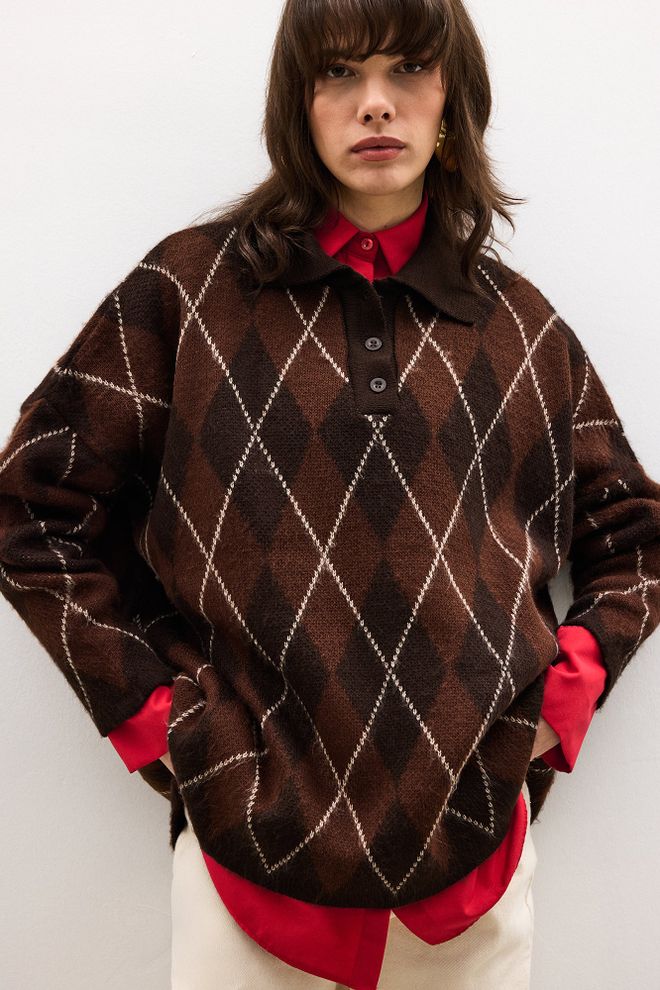 Touche Prive Brown Checkered Retro Oversized Sweater Wholesale Clothing 1