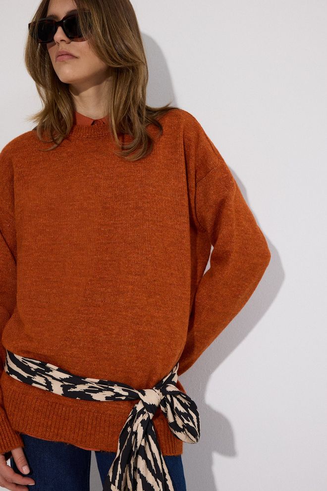 Touche Prive Orange Oversized Fit Sweater With Round Neck Wholesale Clothing 5