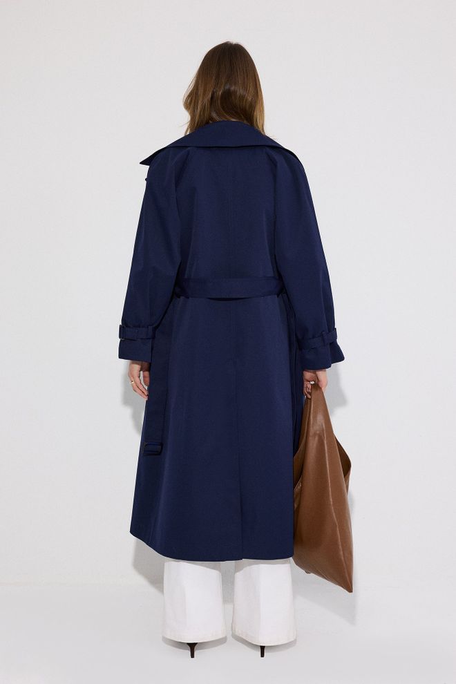 Touche Prive Navy Blue Trenchcoat Elegant & Versatile Buttoned Design Wholesale Clothing Vintage