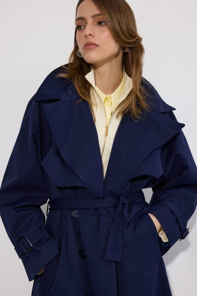 Touche Prive Navy Blue Trenchcoat Elegant & Versatile Buttoned Design Wholesale Clothing Spring