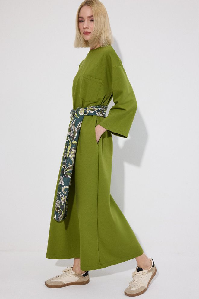 Touche Prive Green Maxi Sweater Dress With 3/4 Sleeves Wholesale Clothing 1