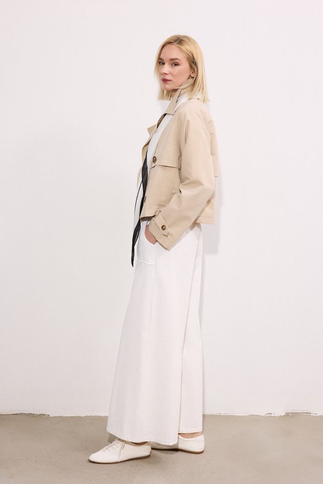 Touche Prive Białe Spodnie Palazzo Z Wysokim Stanem I Szeroką Nogawką Hurtowa sprzedaż odzieży Skromny