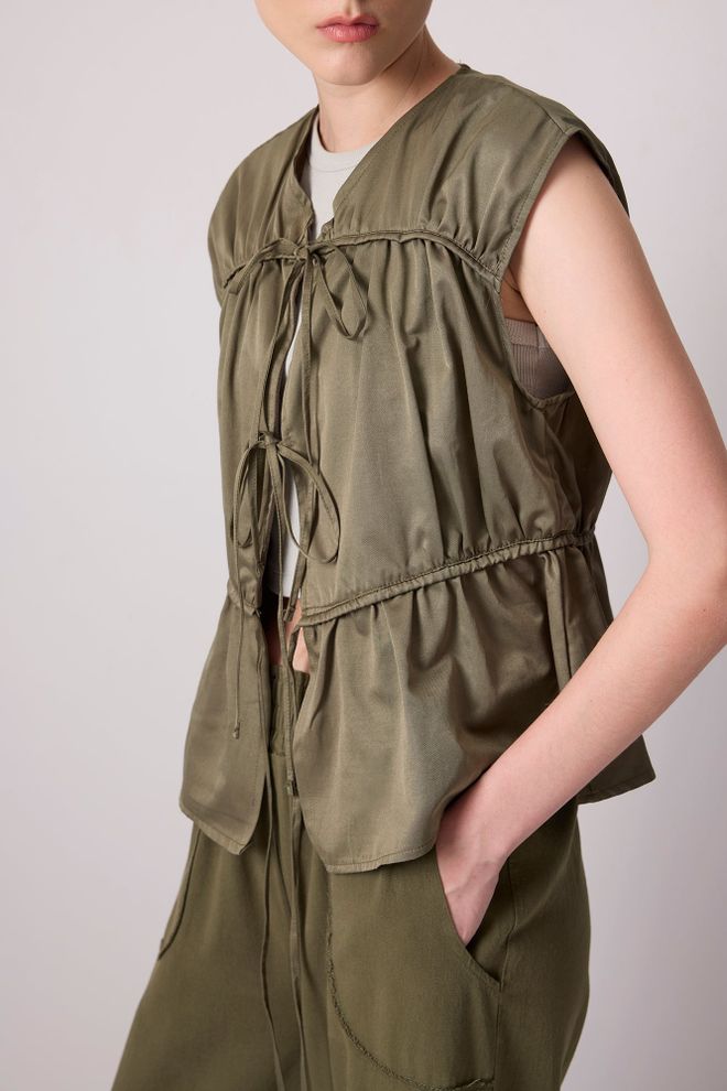 Touche Prive Khaki Casual Tie Closure Vest With Patch Pocket Wholesale Clothing Lounge
