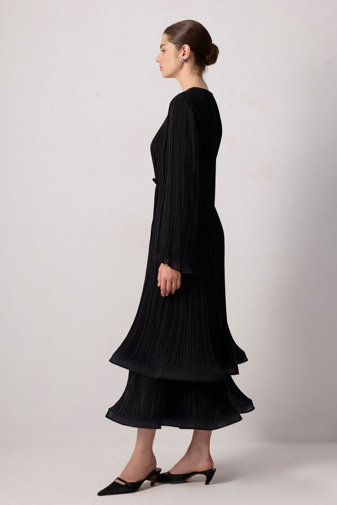 Touche Prive Black Elegant A Line Midi Dress With Bell Sleeves Wholesale Clothing Fall