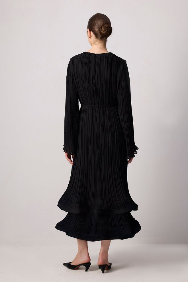 Touche Prive Black Elegant A Line Midi Dress With Bell Sleeves Wholesale Clothing Elegant