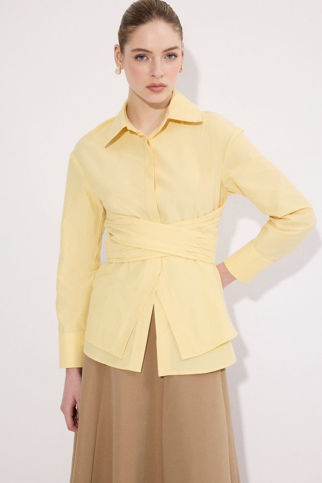 Touche Prive Yellow Elegant Buttoned Shirt With Notched Neck Wholesale Clothing Spring