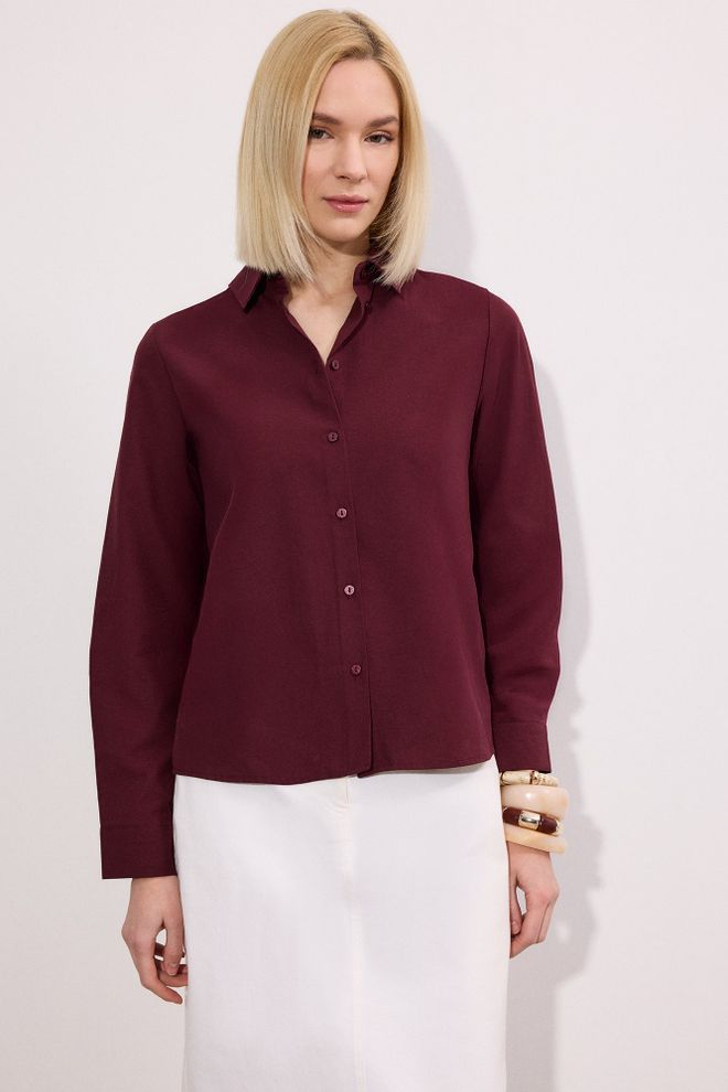 Touche Prive Claret Red Shirt With Notched Neck And Buttoned Closure Wholesale Clothing Formal