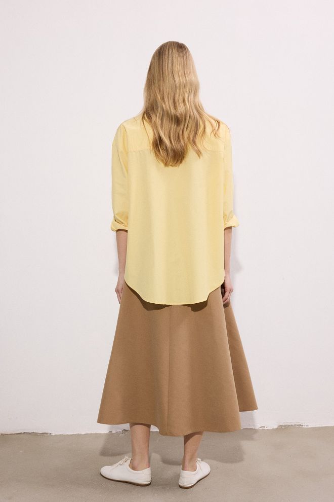 Touche Prive Chemise Jaune À Encolure Échancrée Et Manches 3/4 Vêtements en gros Printemps