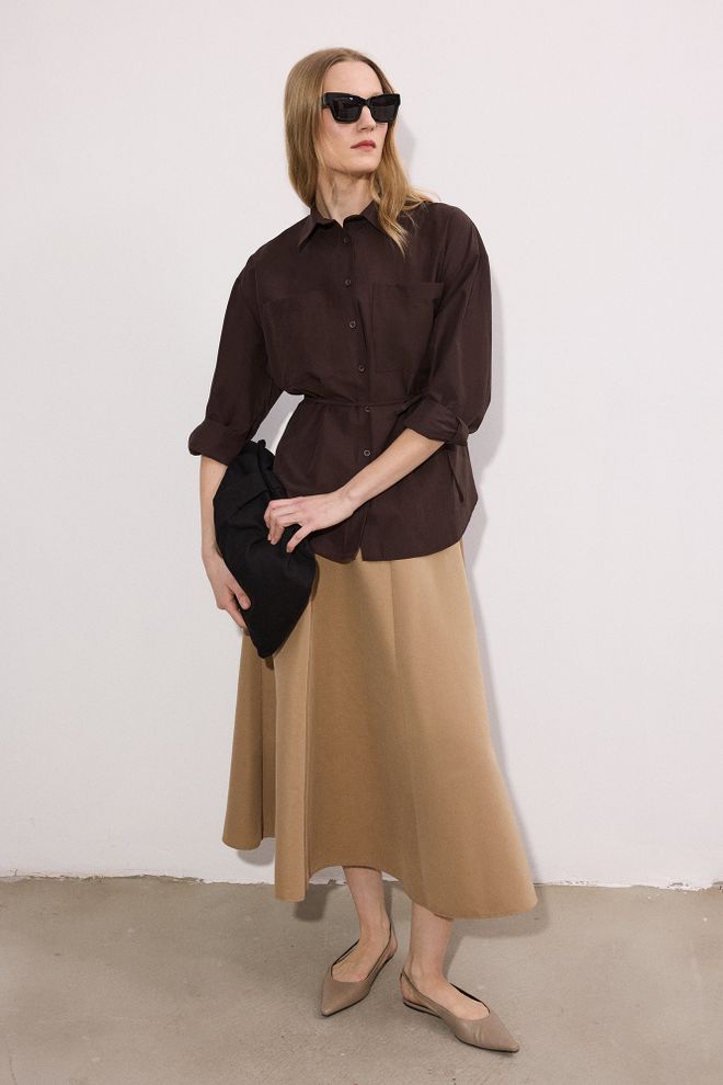 Touche Prive قميص بني أنيق بأكمام 3/4 وياقة محززة ملابس بالجملة غير رسمي