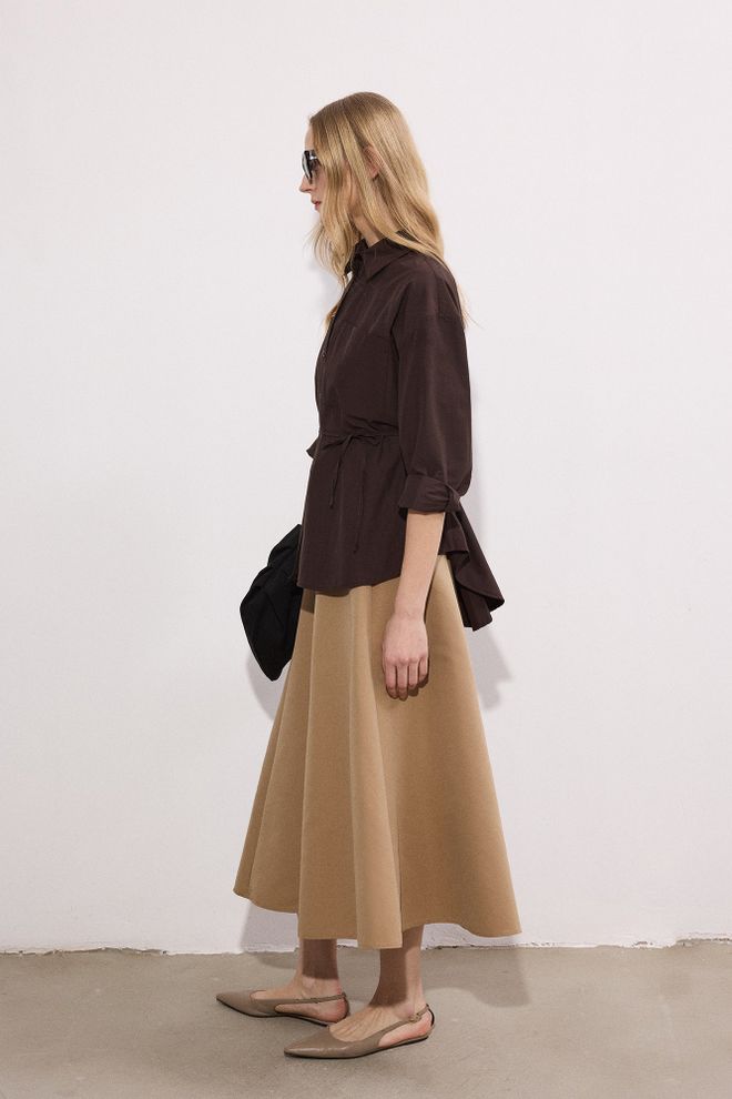 Touche Prive Chemise Brun Élégante À Manches 3/4 Et Encolure Échancrée Vêtements en gros Formel