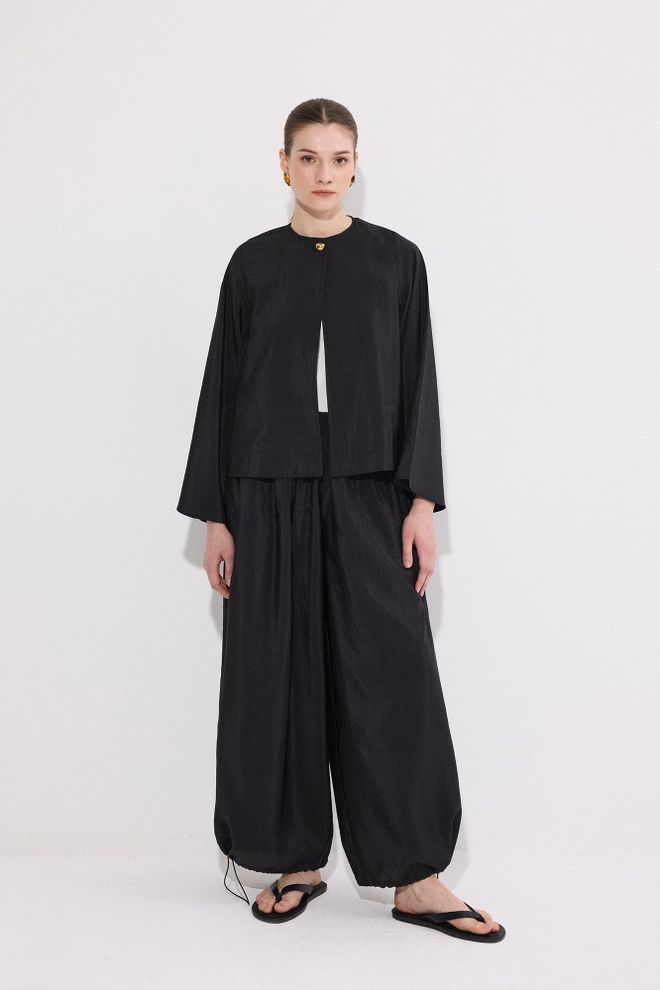 Touche Prive Pantaloni Șalvari Negri Cu Crac Tip Balon Și Șnur Îmbrăcăminte cu ridicata Conservator