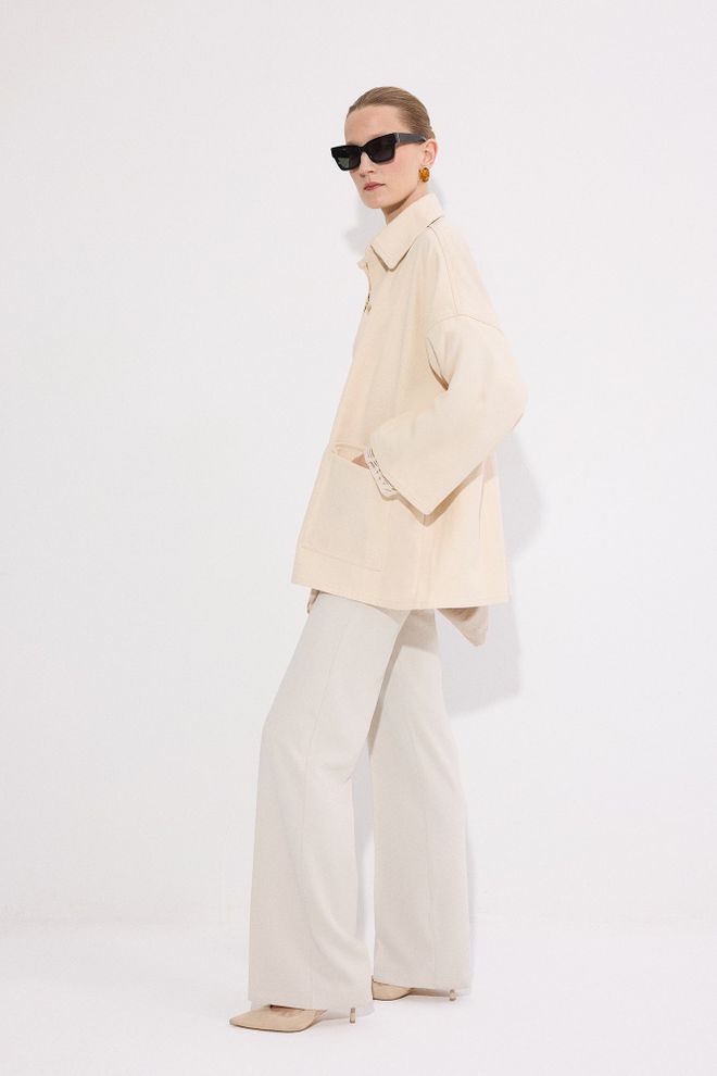 Touche Prive Μπουφάν Μπεζ Πουκάμισο Με Γιακά Point Χονδρικό εμπόριο ενδυμάτων Casual