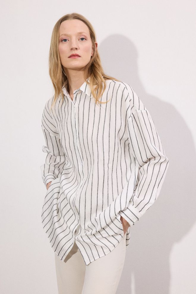 Touche Prive White Oversized Fit Striped Polo Neck Shirt Wholesale Clothing 1