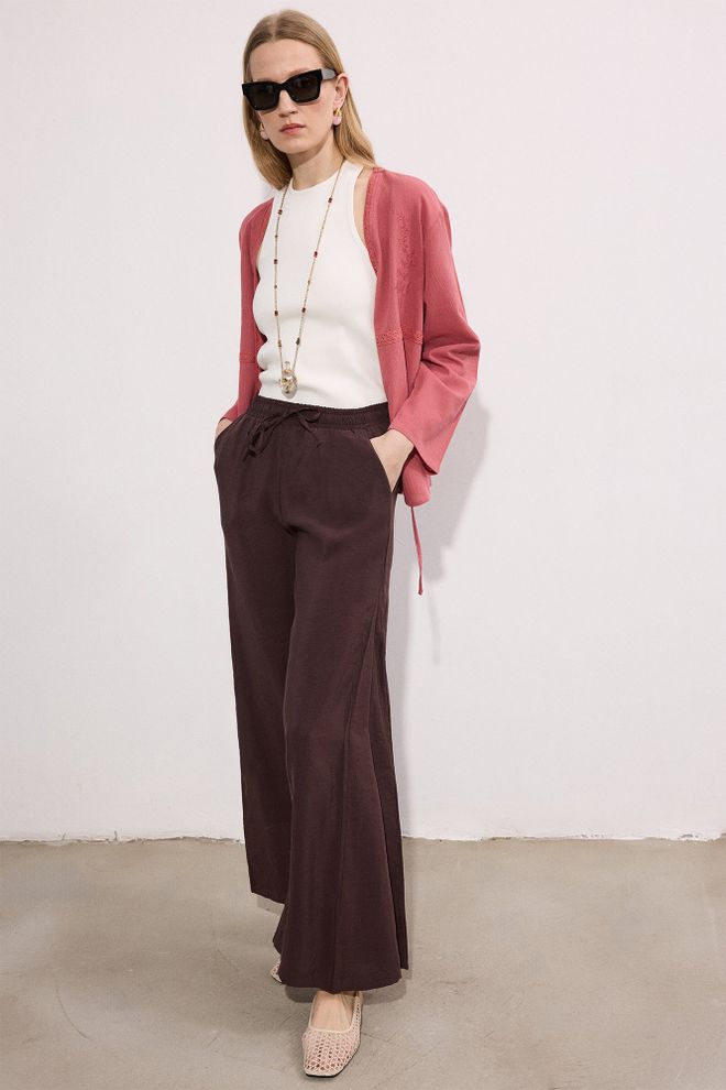 Touche Prive Rjave Palazzo Hlače S Široko Nogo In Vrvico Za Vlečenje Oblačila na debelo Ležerno