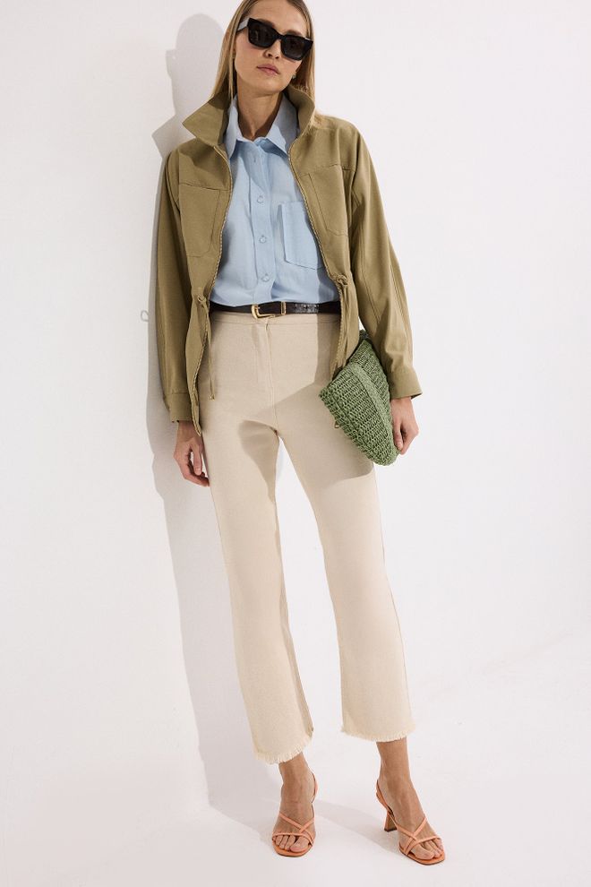 Touche Prive Beige Mom Cropped Pants With High Waist Wholesale Clothing 1