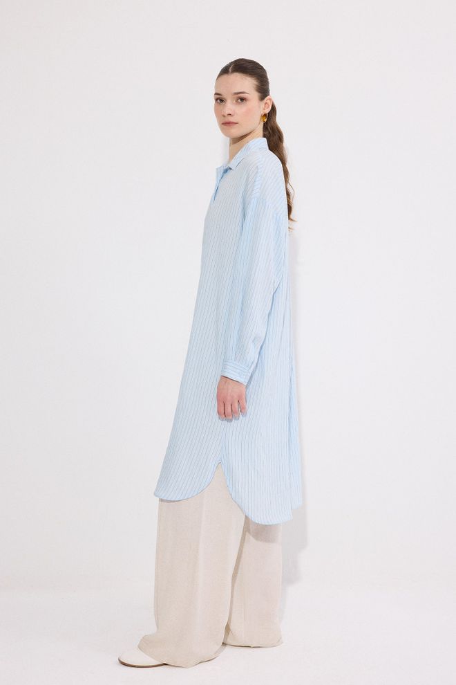 Touche Prive Chemise Bleue Rayée Grande Taille Avec Col Châle Vêtements en gros Modeste