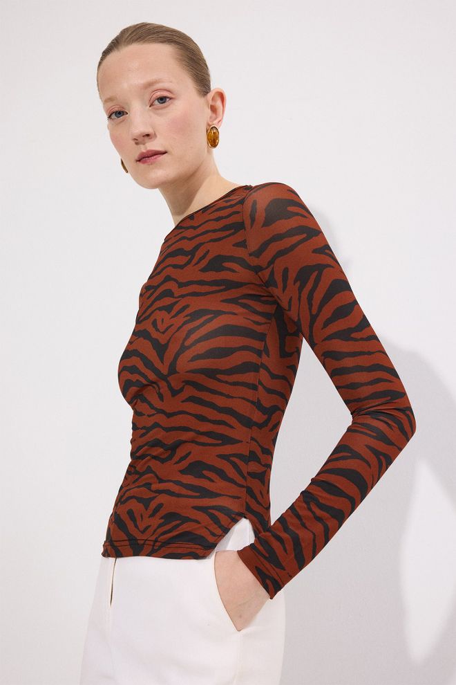 Touche Prive Brown Animal Print Slim Fit Blouse Wholesale Clothing Spring