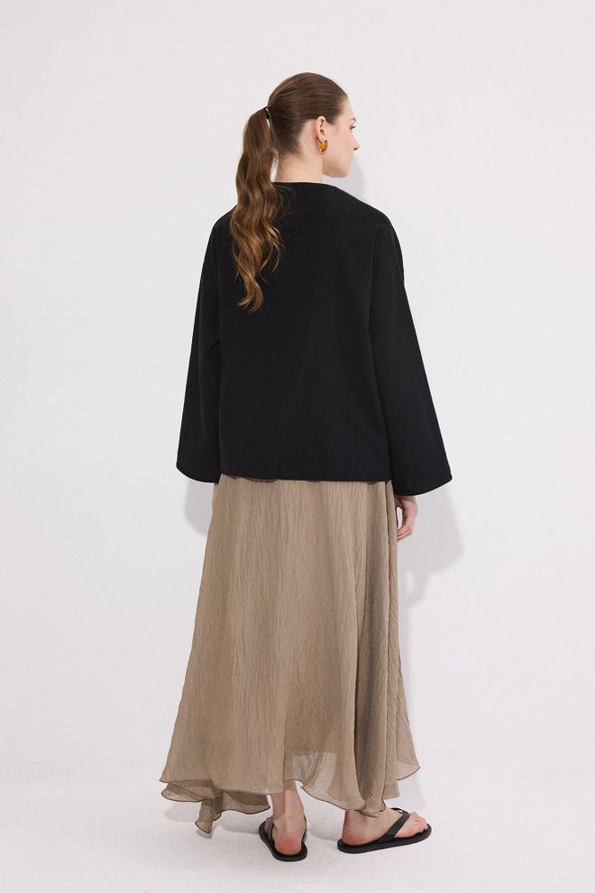 Touche Prive Kimono Nero Con Stile Etnico Ed Elegante Abbigliamento all'ingrosso Modesto