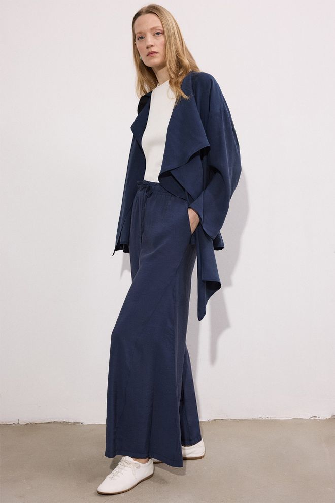 Touche Prive Панталон Палацо В Морскосиньо С Широк Крачол Дрехи на едро Свободно време