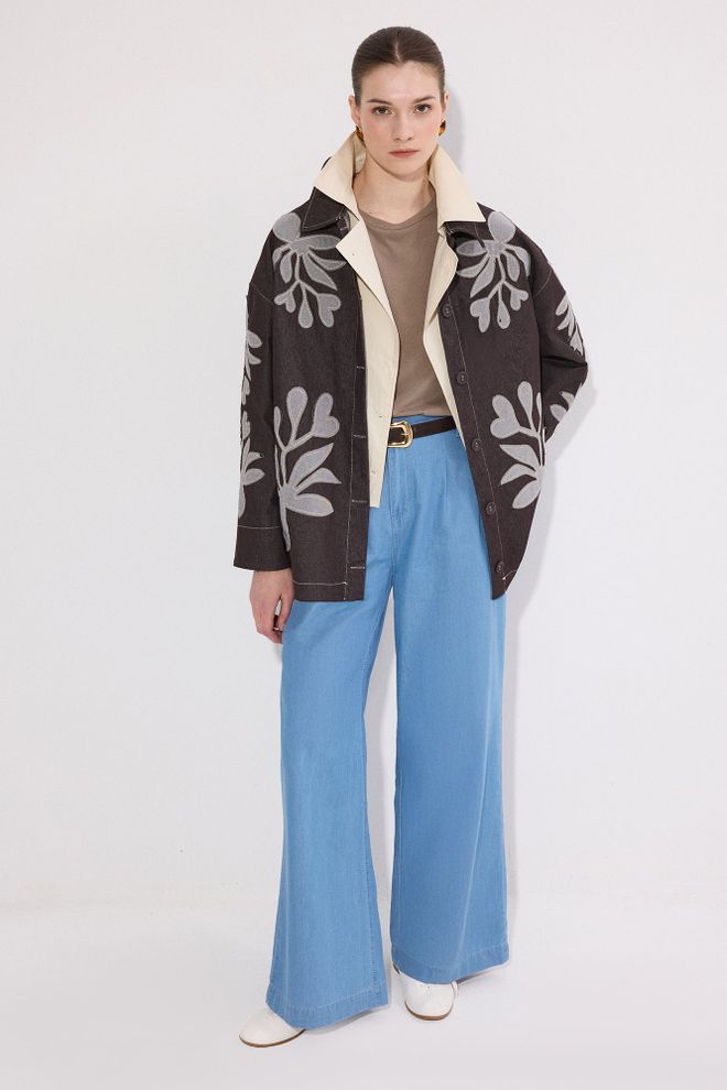 Touche Prive Black Oversized Floral Shirt With Buttoned Closure Wholesale Clothing 1