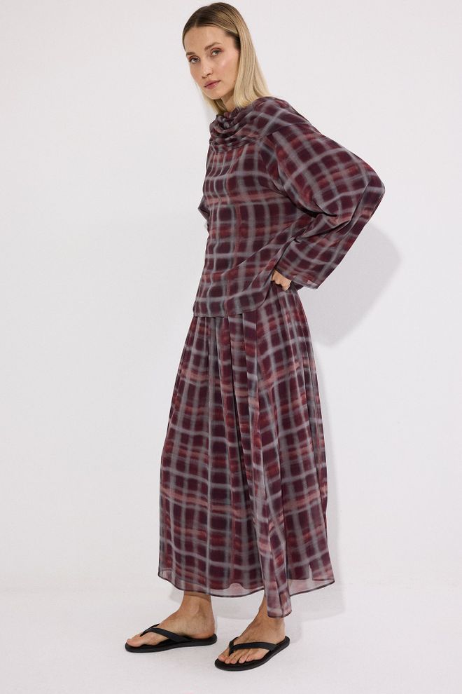 Touche Prive Claret Red Elegant Modest Checkered Set Wholesale Clothing Lounge