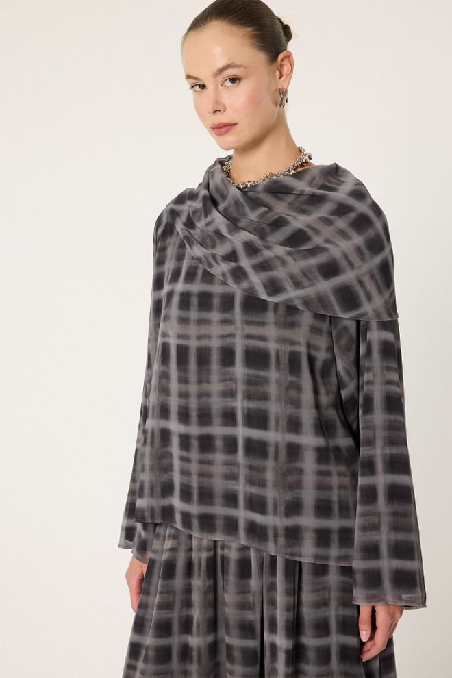 Touche Prive Black Elegant Checkered Set With Maxi Flared Skirt Wholesale Clothing 5