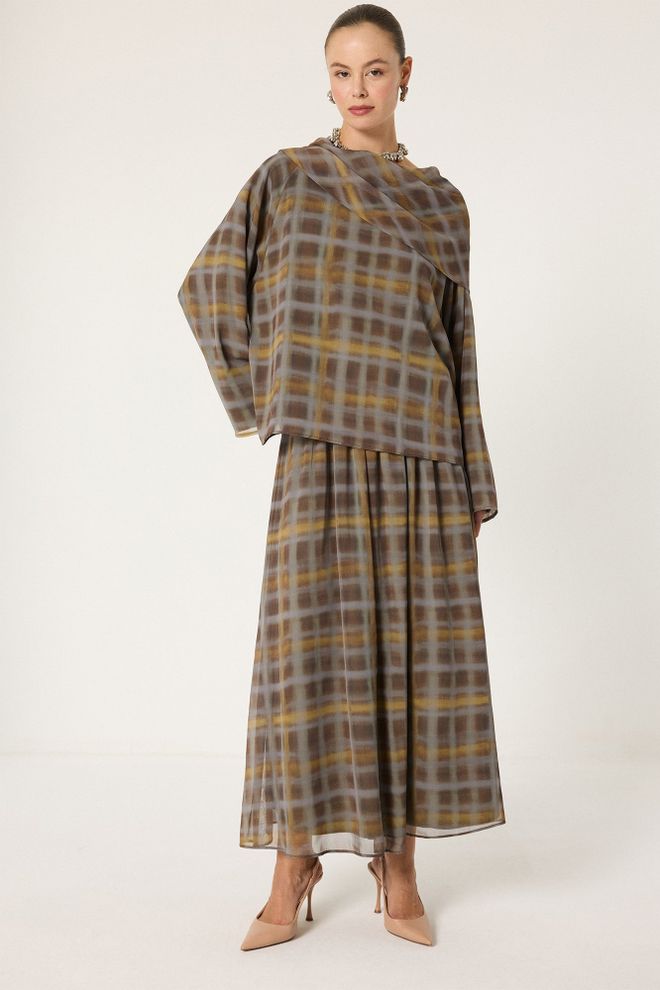 Touche Prive Brown Checkered Formal Elegant Set Wholesale Clothing 1