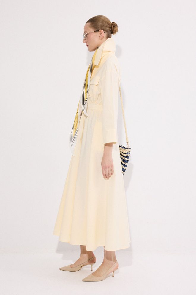 Touche Prive Bež Eleganten Blazer Obleka S Šal Ovratnikom Midi Oblačila na debelo 1