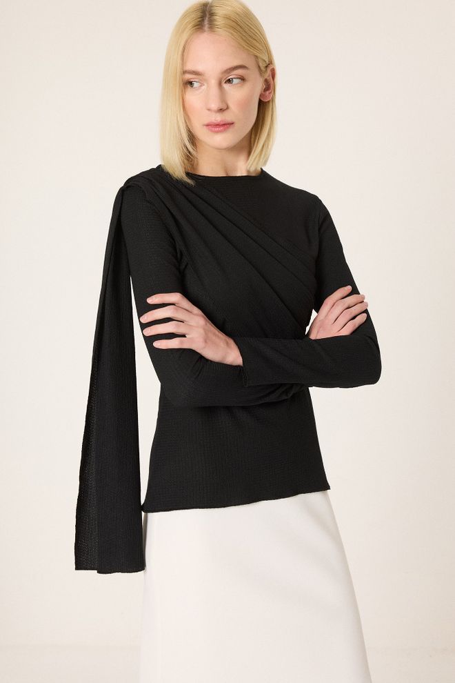 Touche Prive Black Elegant Vintage Blouse Wholesale Clothing 1