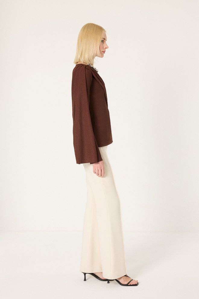 Touche Prive Elegant Brown Blouse For Work And Evening Wholesale Clothing 1