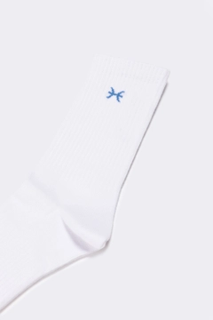 A wholesale clothing model wears tou12683-embroidered-star-sign-sock-blue, Turkish wholesale Socks of Touche Prive
