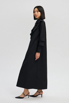 Модел на дрехи на едро носи tou12982-pleat-detailed-shirt-dress-black, турски едро рокля на Touche Prive