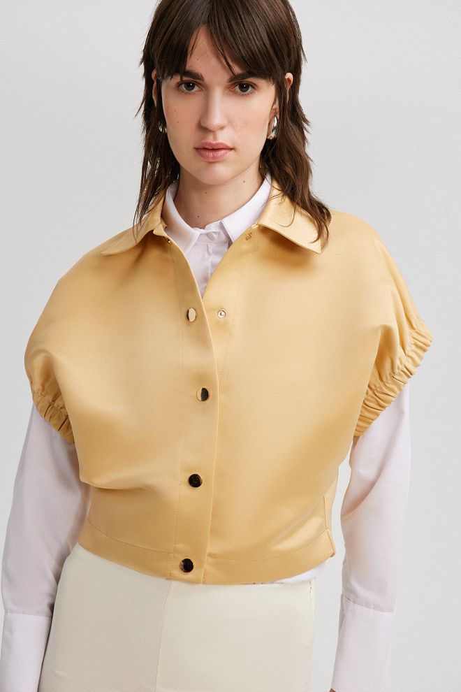 Touche Prive Colete Asa De Morcego Crop Cetim Bege Roupas por atacado Poliéster