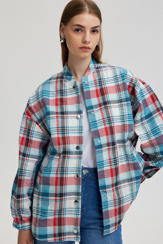 Touche Prive Bomberjacke Mit Karomuster Blau Großhandelskleidung Formal