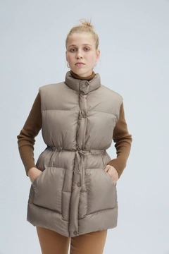 A wholesale clothing model wears TOU10380 - Puffer Vest - Beige, Turkish wholesale Vest of Touche Prive
