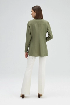 Veleprodajni model oblačil nosi TOU11075 - Fit Poplin Shirt - Khaki, turška veleprodaja Majica od Touche Prive