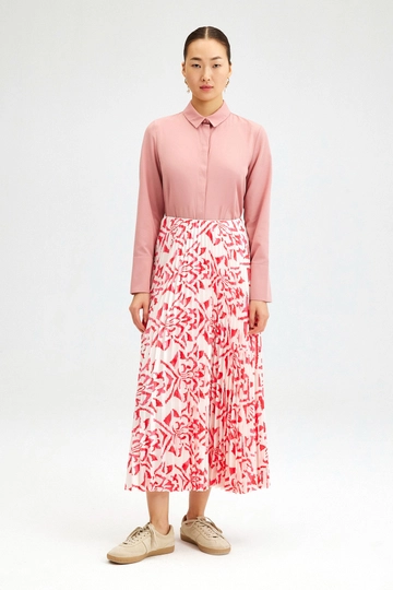 A wholesale clothing model wears  Patterned Pleated Skirt - Pink
, Turkish wholesale Skirt of Touche Prive