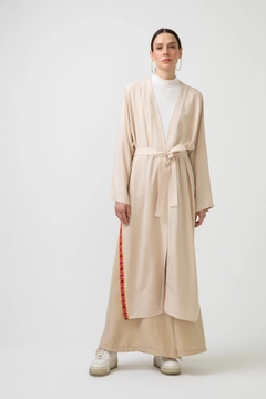 Una modelo de ropa al por mayor lleva 46621 - VISCOSE KIMONO WITH ETHNIC ACCESSORIES, Kimono turco al por mayor de Touche Prive