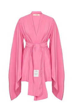 Een kledingmodel uit de groothandel draagt 34396 - Sare Kimono, Turkse groothandel Kimono van Touche Prive
