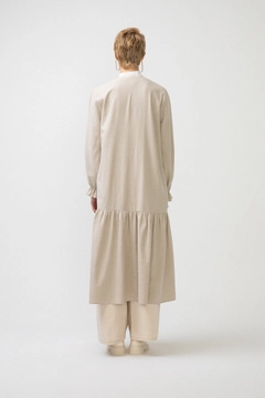 Ένα μοντέλο χονδρικής πώλησης ρούχων φοράει 34422 - Lace Up Jacket, τούρκικο Μπουφάν χονδρικής πώλησης από Touche Prive