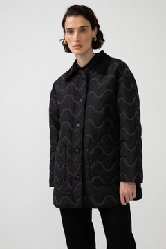 A wholesale clothing model wears 34674 - Quilted Jacked With Velvet Neck, Turkish wholesale Jacket of Touche Prive