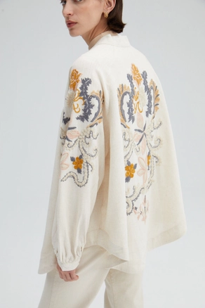 A model wears TOU10010 - Embroidered Kimono Jacket, wholesale Jacket of Touche Prive to display at Lonca