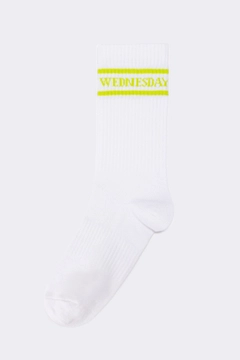 A wholesale clothing model wears tou11756-embroidered-socks-white-&-green, Turkish wholesale Socks of Touche Prive