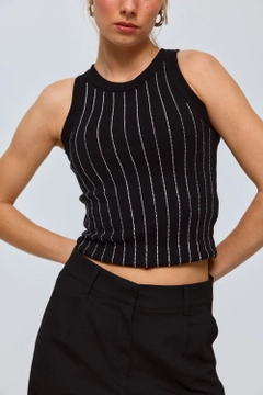A wholesale clothing model wears tbu12713-halter-neck-stone-printed-women's-undershirt-black, Turkish wholesale Undershirt of Tuba Butik