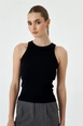Een kledingmodel uit de groothandel draagt tbu10757-halter-collar-corduroy-athlete-black, Turkse groothandel  van 